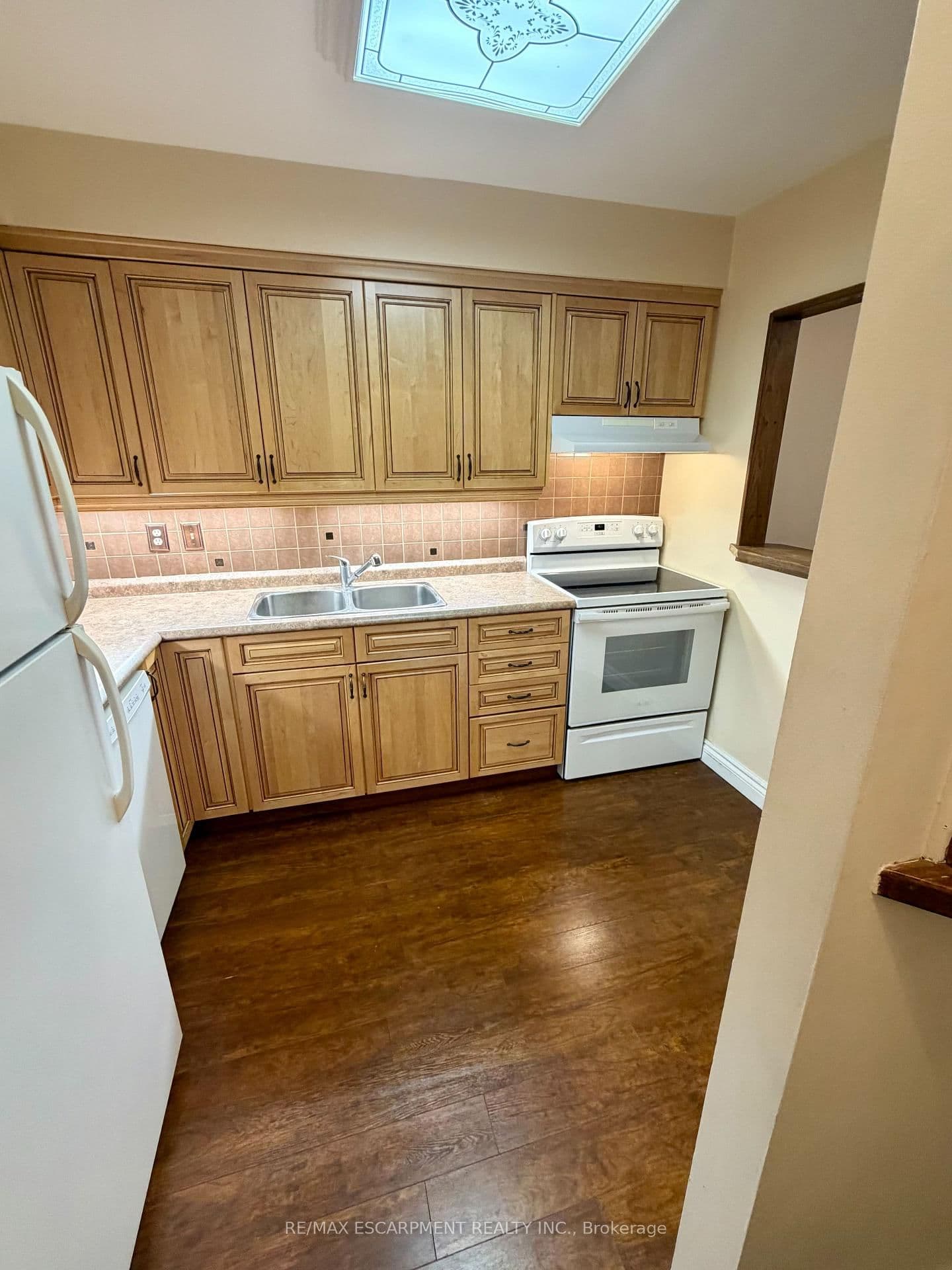 1270 Maple Crossing Boulevard E, Unit 103 thumbnail 7