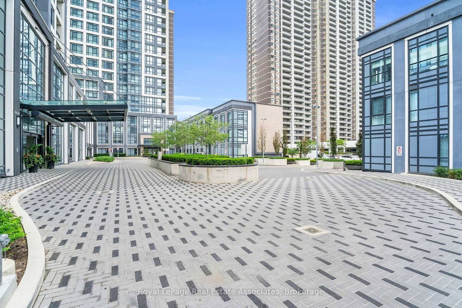 9 Mabelle Avenue, Unit 3019 thumbnail 32