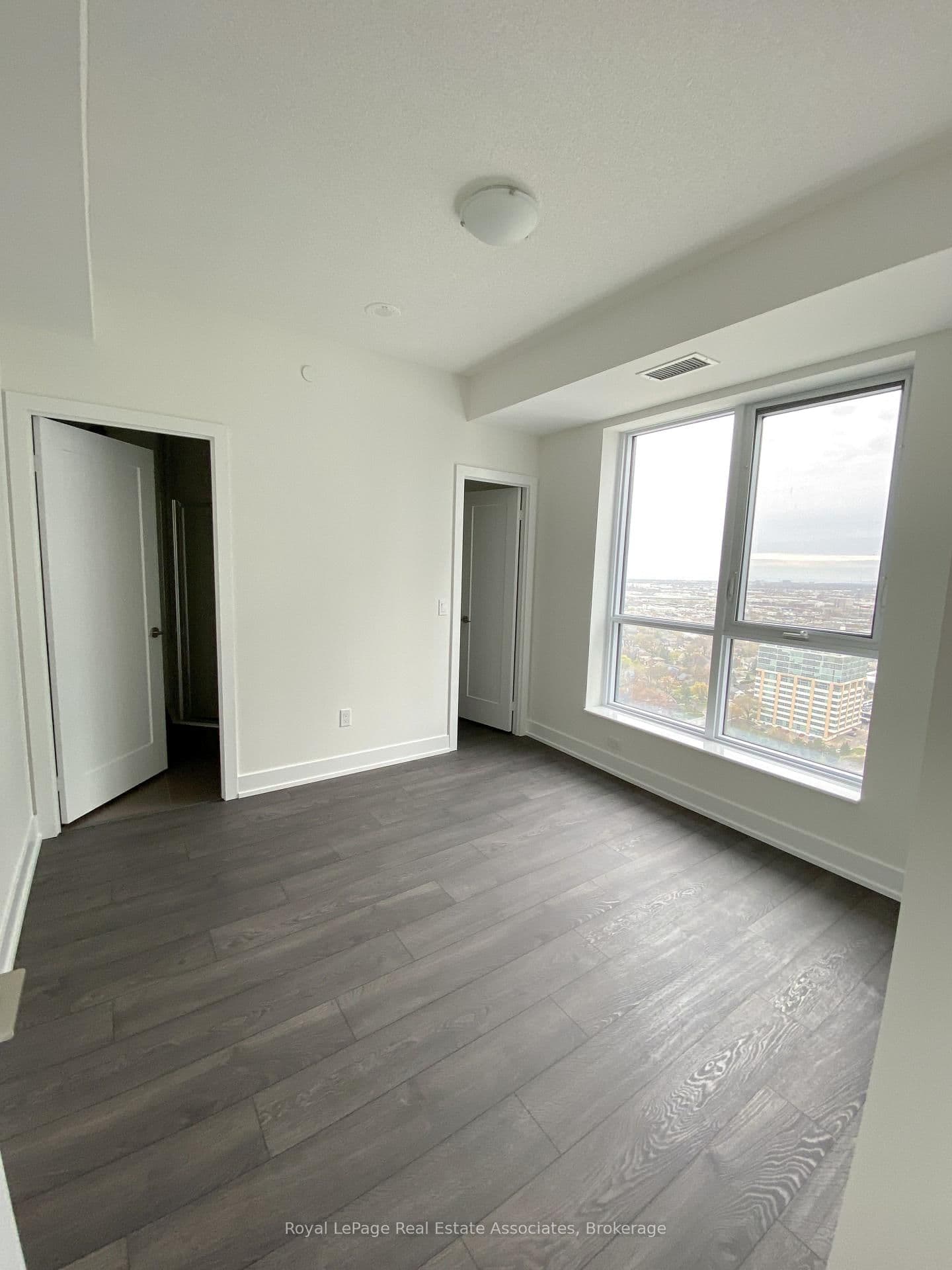 7 Mabelle Avenue, Unit 3101 thumbnail 6