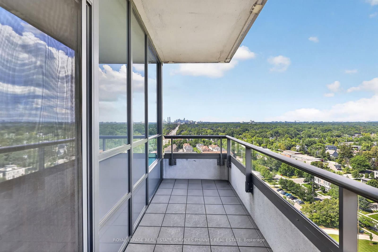 1 Hurontario Street, Unit 1705 thumbnail 16