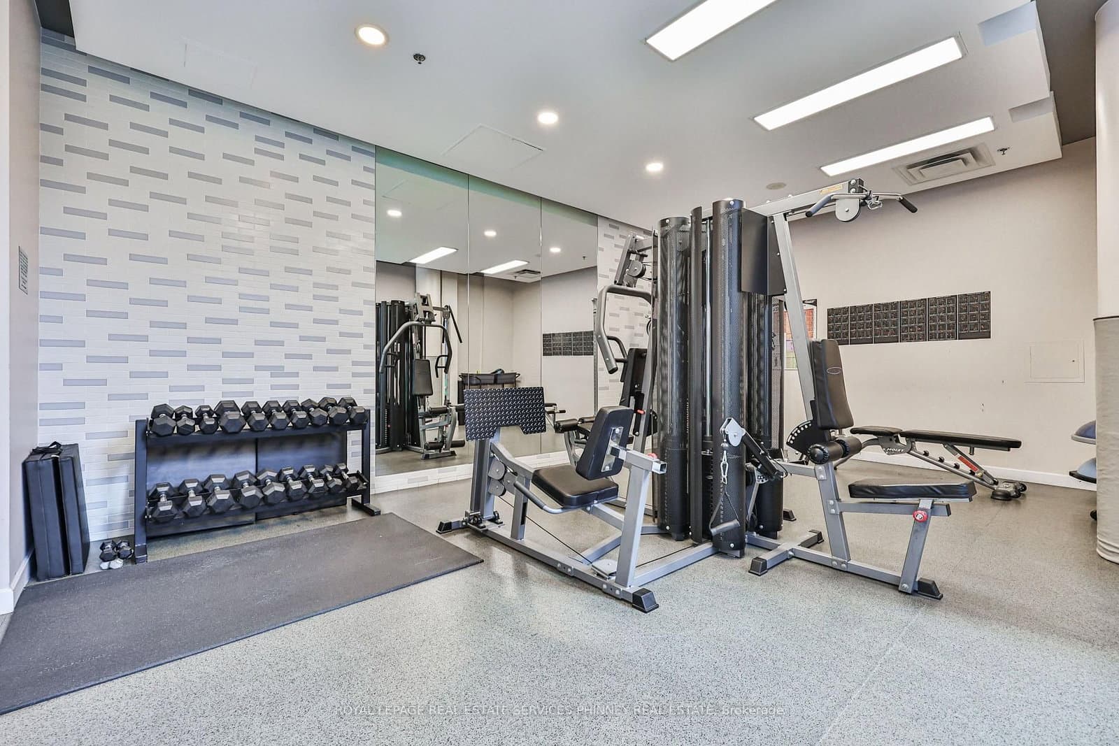 1 Hurontario Street, Unit 1705 thumbnail 26