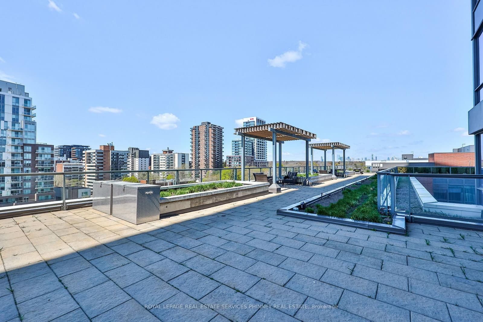 1 Hurontario Street, Unit 1705 thumbnail 28
