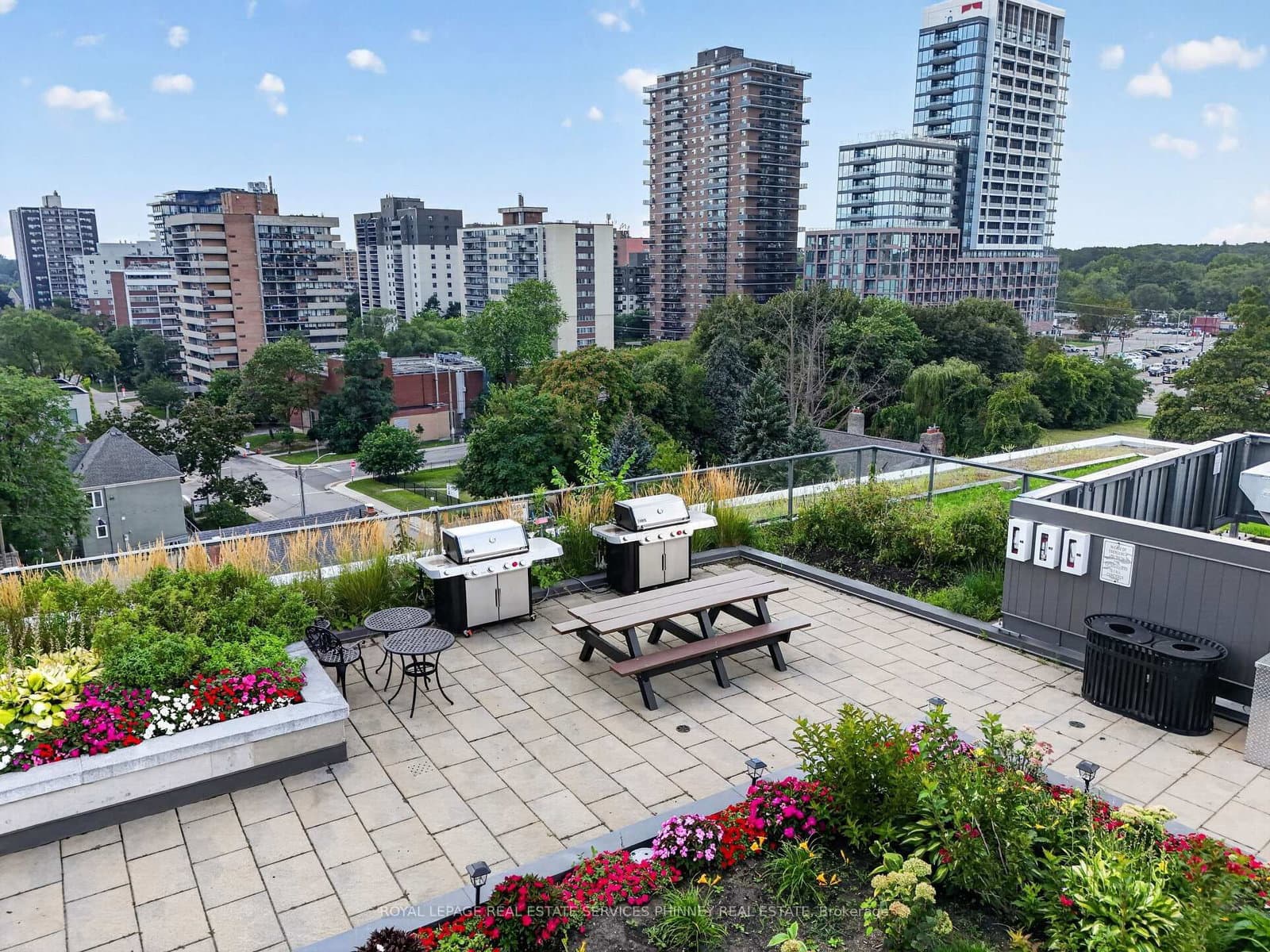 1 Hurontario Street, Unit 1705 thumbnail 34