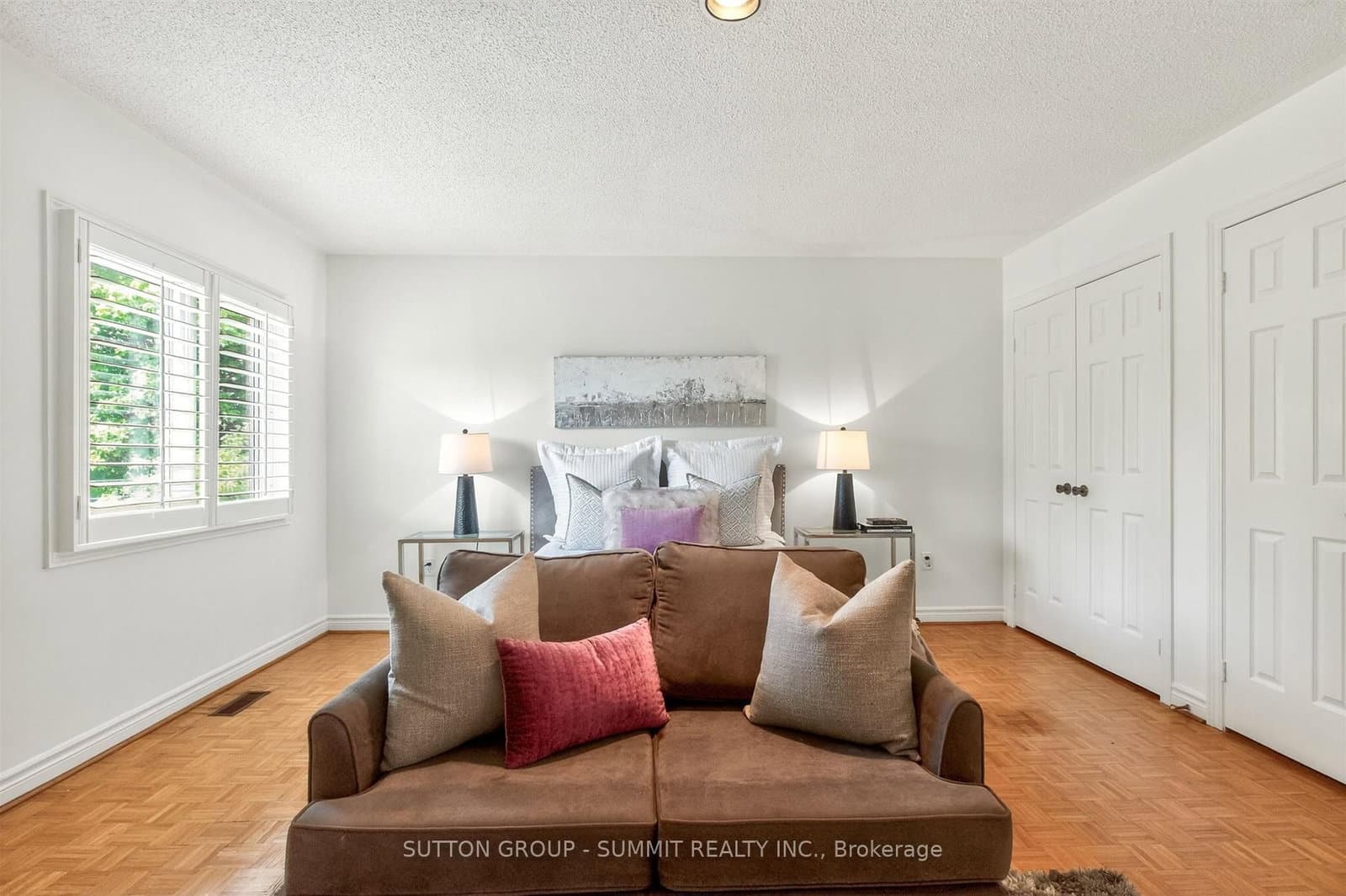 5308 MIDDLEBURY Drive thumbnail 34