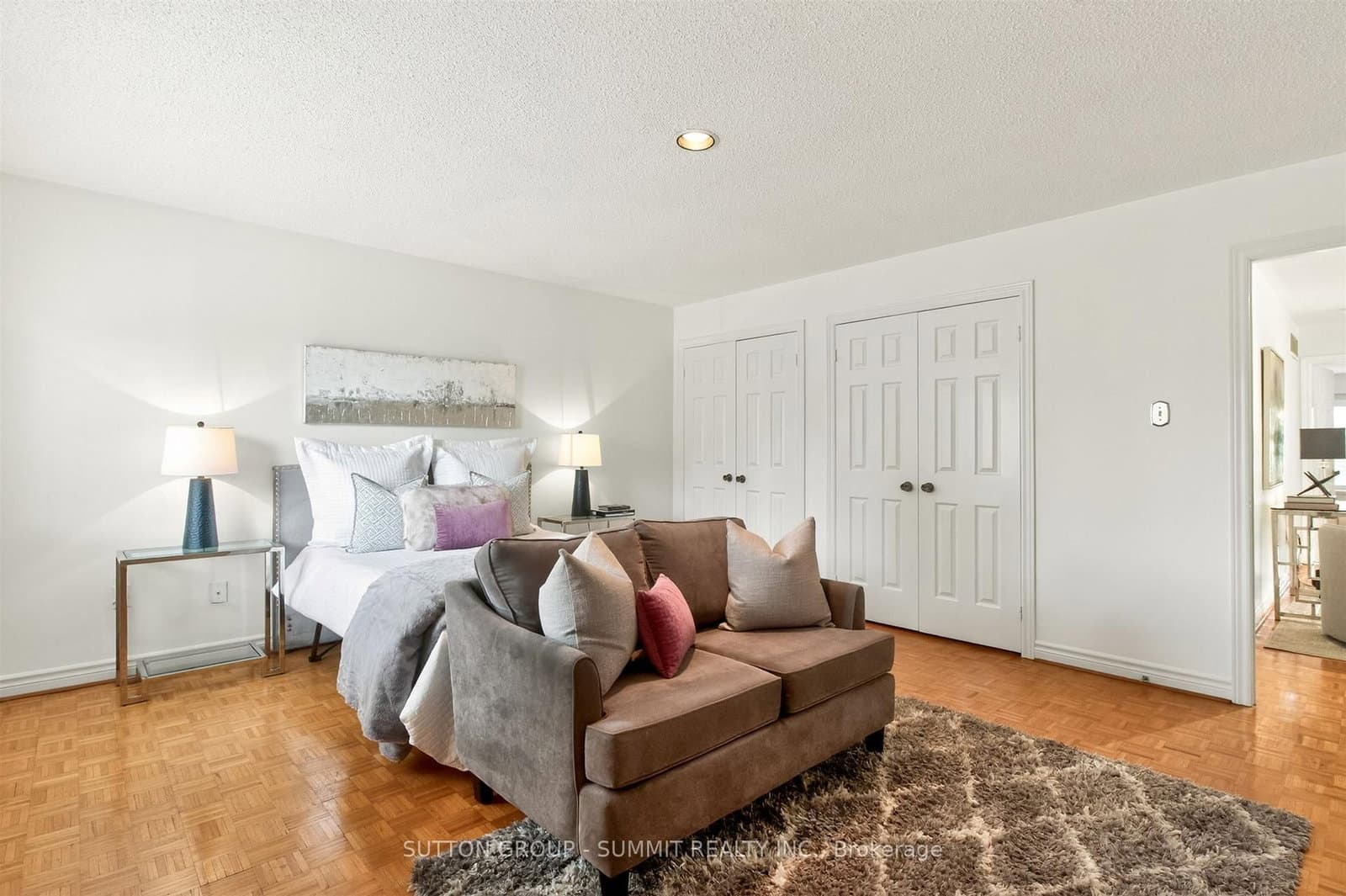 5308 MIDDLEBURY Drive thumbnail 35