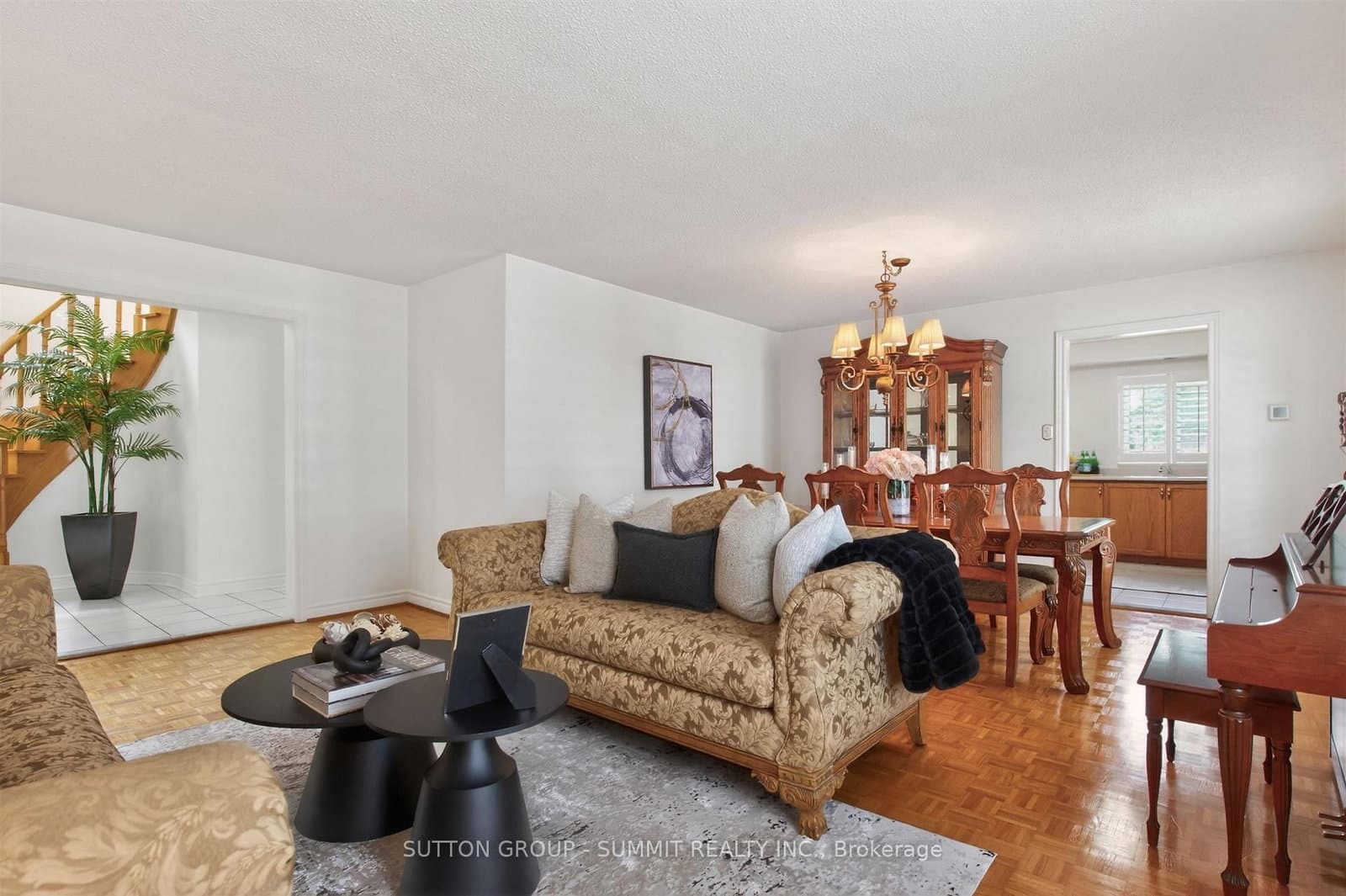 5308 MIDDLEBURY Drive thumbnail 9