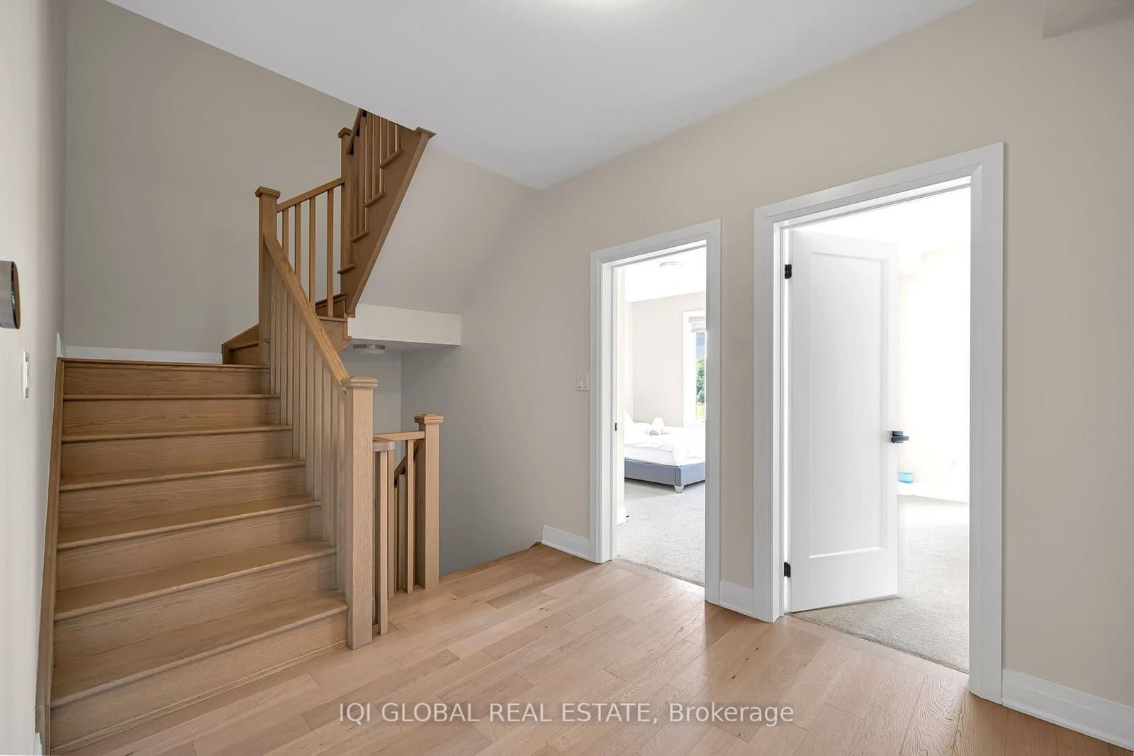 66 Settlers Road E thumbnail 18