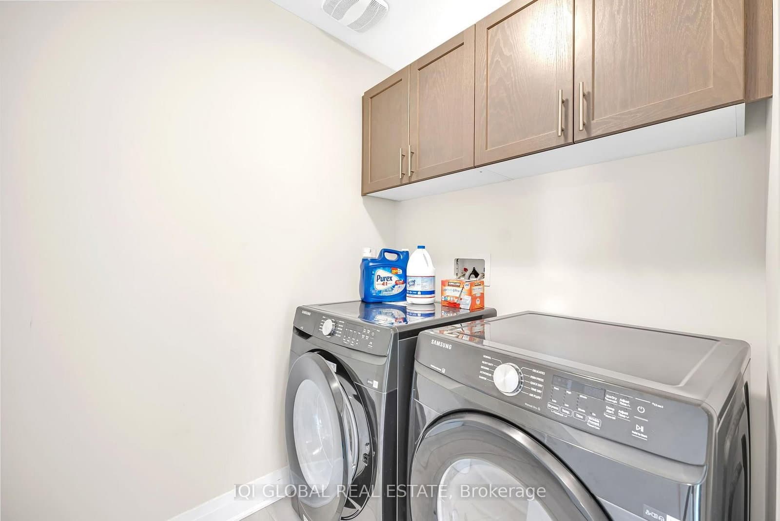 66 Settlers Road E thumbnail 25
