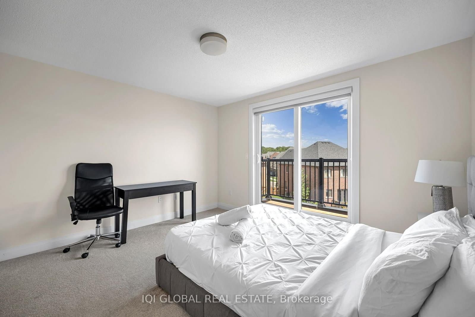 66 Settlers Road E thumbnail 28