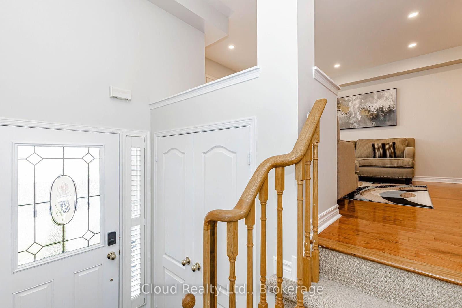 1279 Lamont Crescent thumbnail 7
