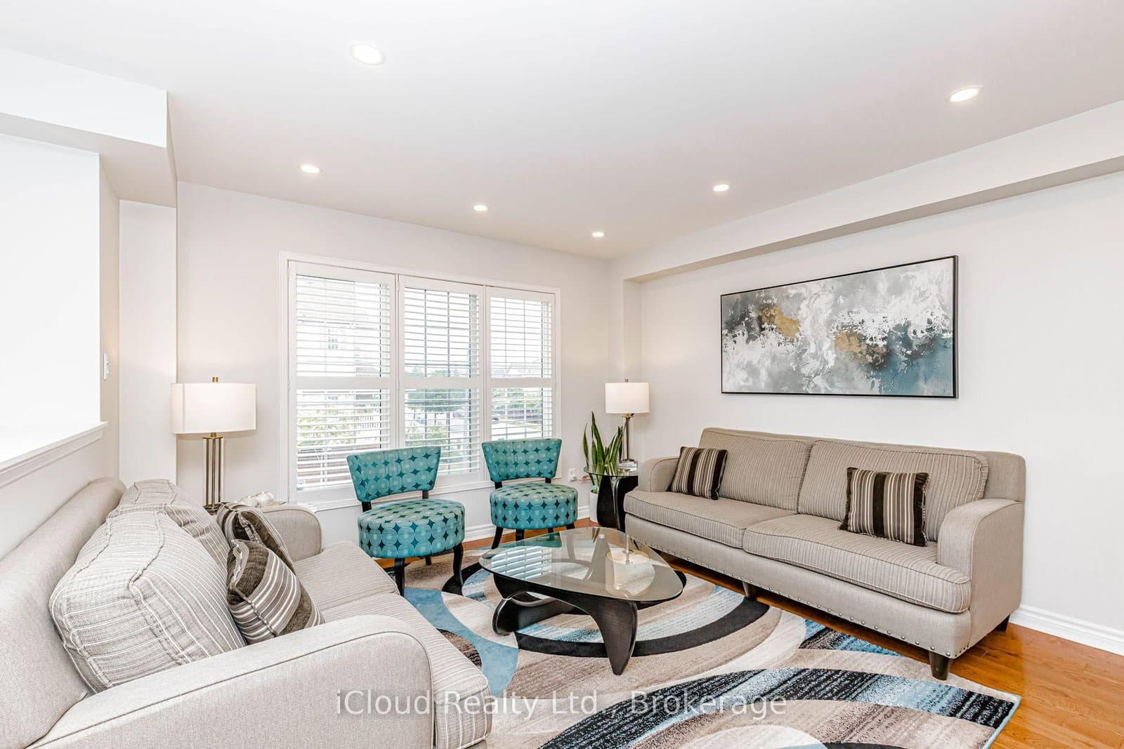 1279 Lamont Crescent thumbnail 9