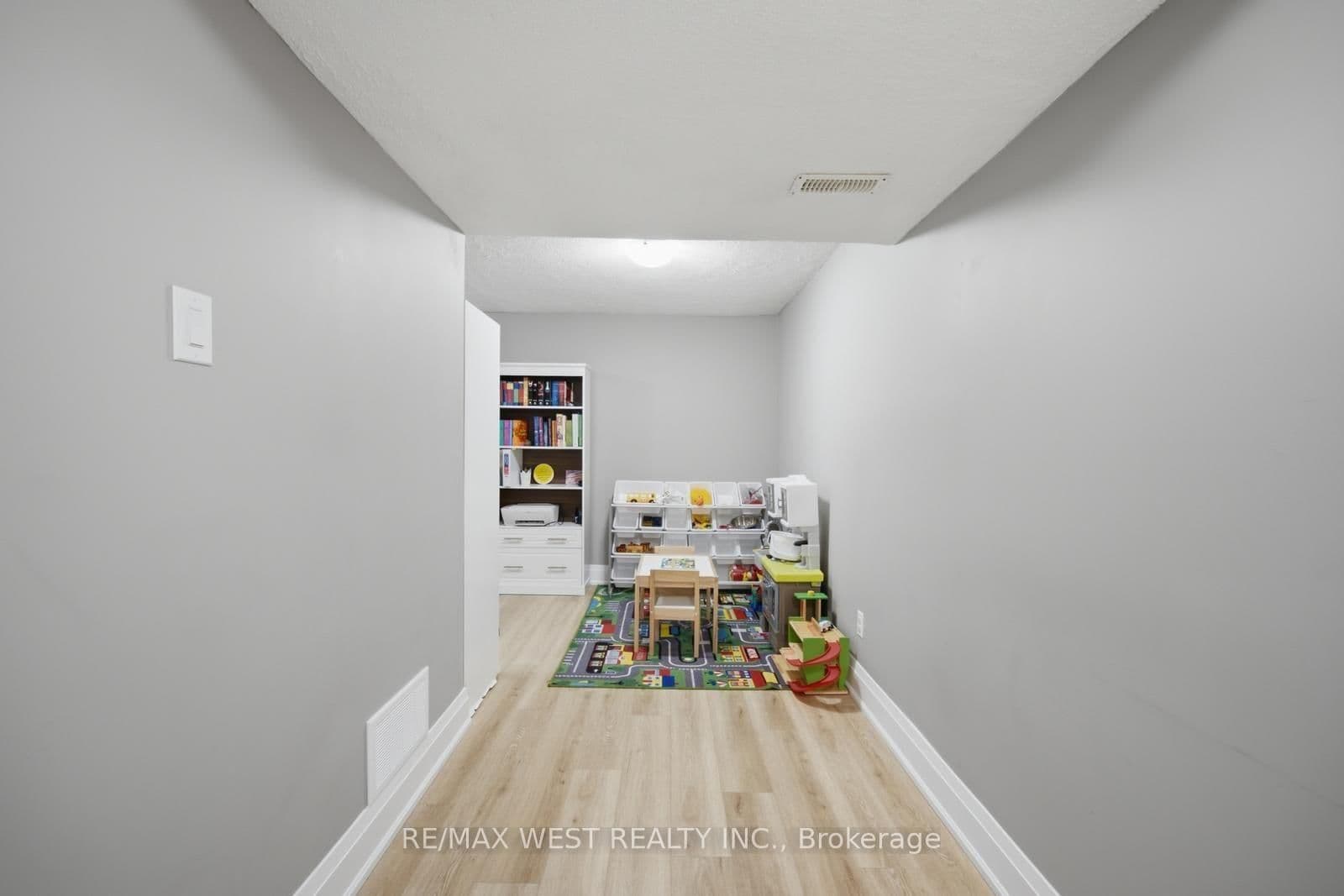 5 Spring Street, Unit 10 thumbnail 37