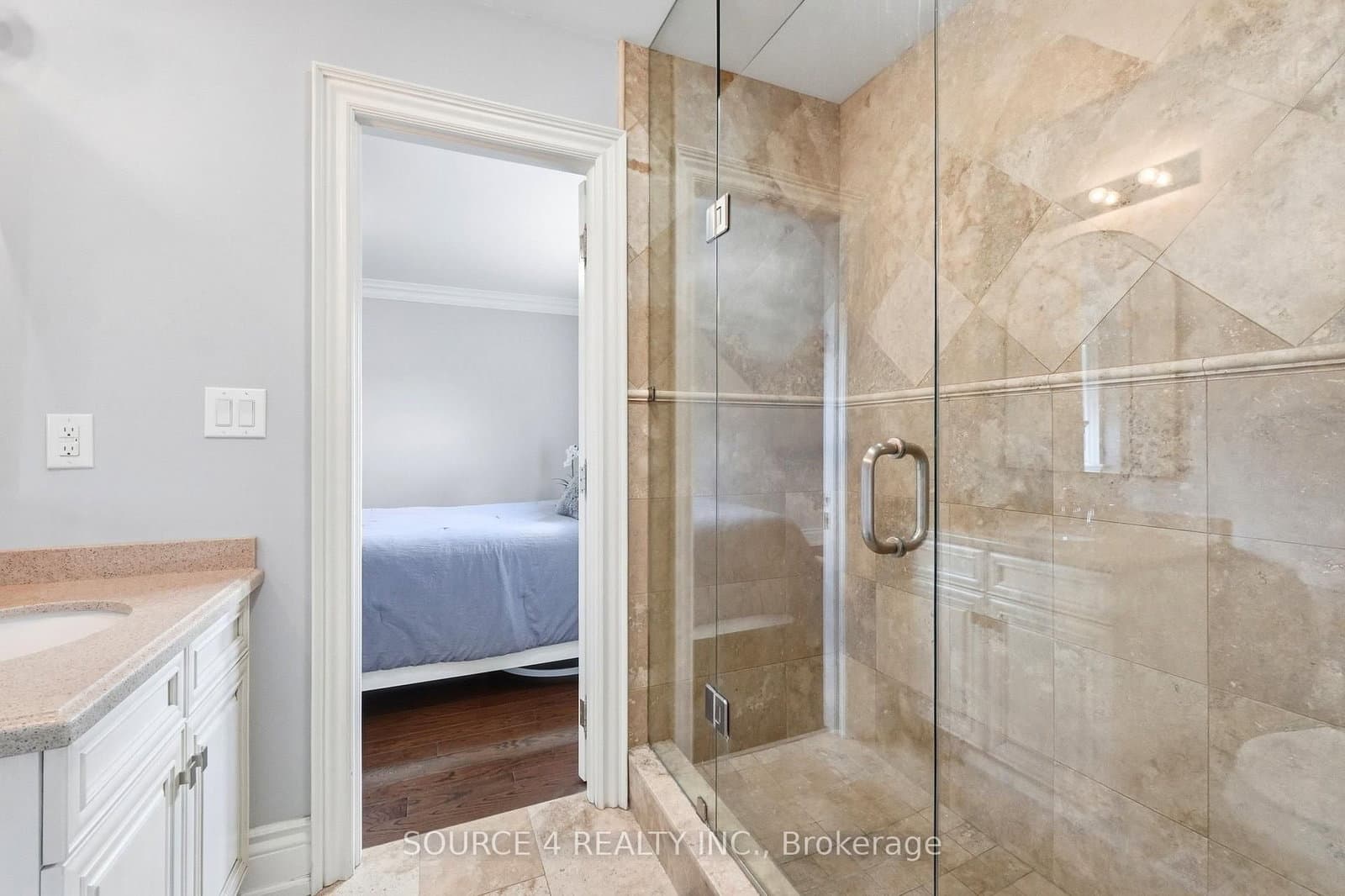 39 Amesbury Drive thumbnail 27