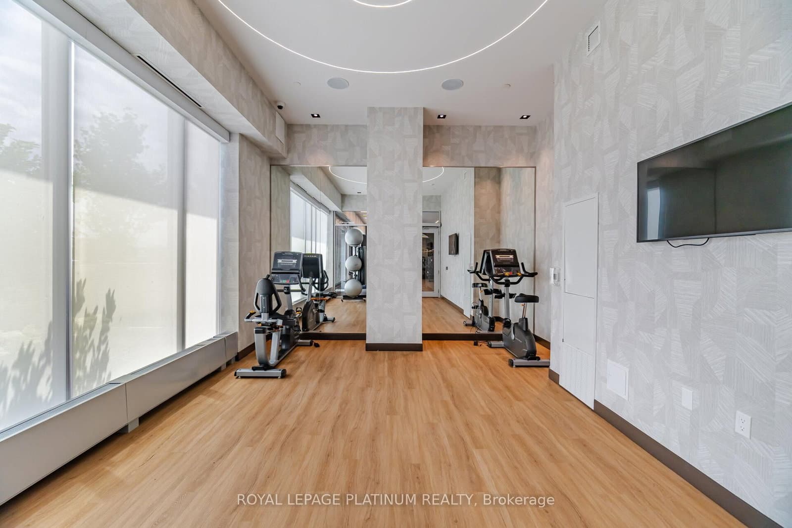 412 Silver Maple Road, Unit 311 thumbnail 40