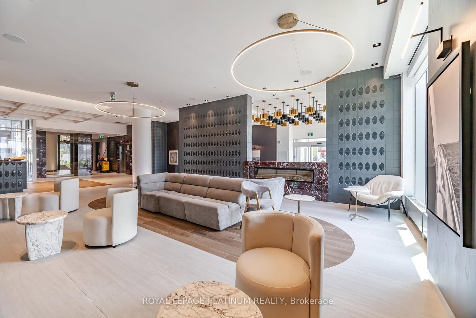 412 Silver Maple Road, Unit 311 thumbnail 43