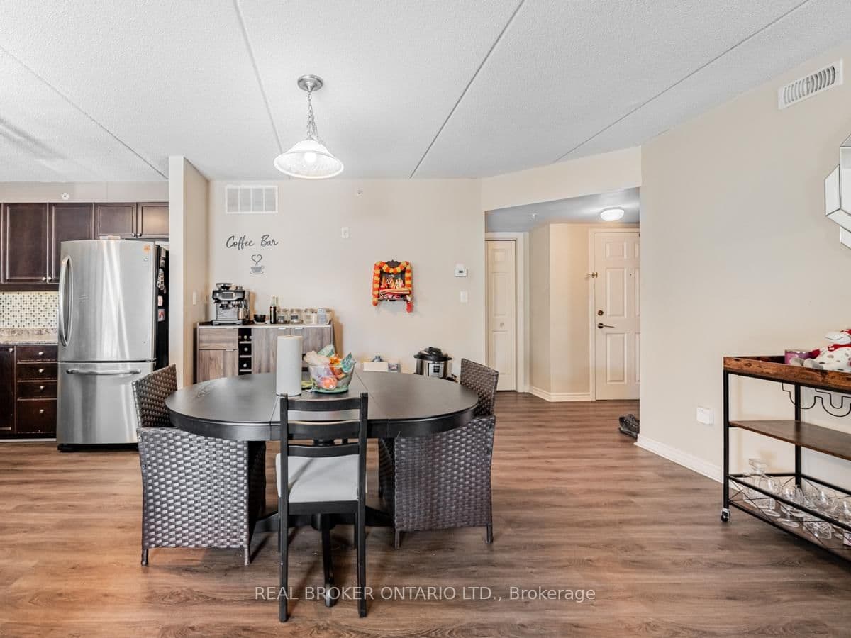 1491 Maple Avenue, Unit 314 thumbnail 2