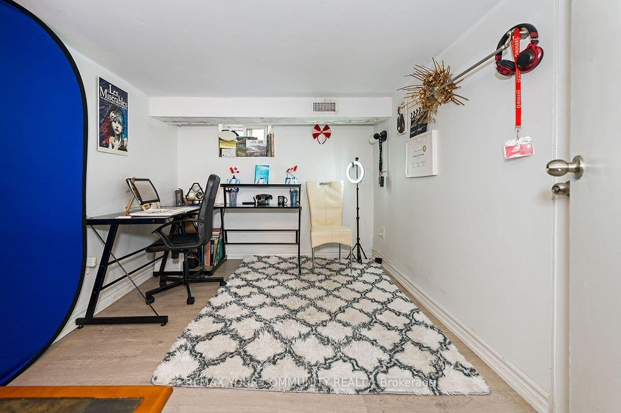 73 Struthers Street thumbnail 35