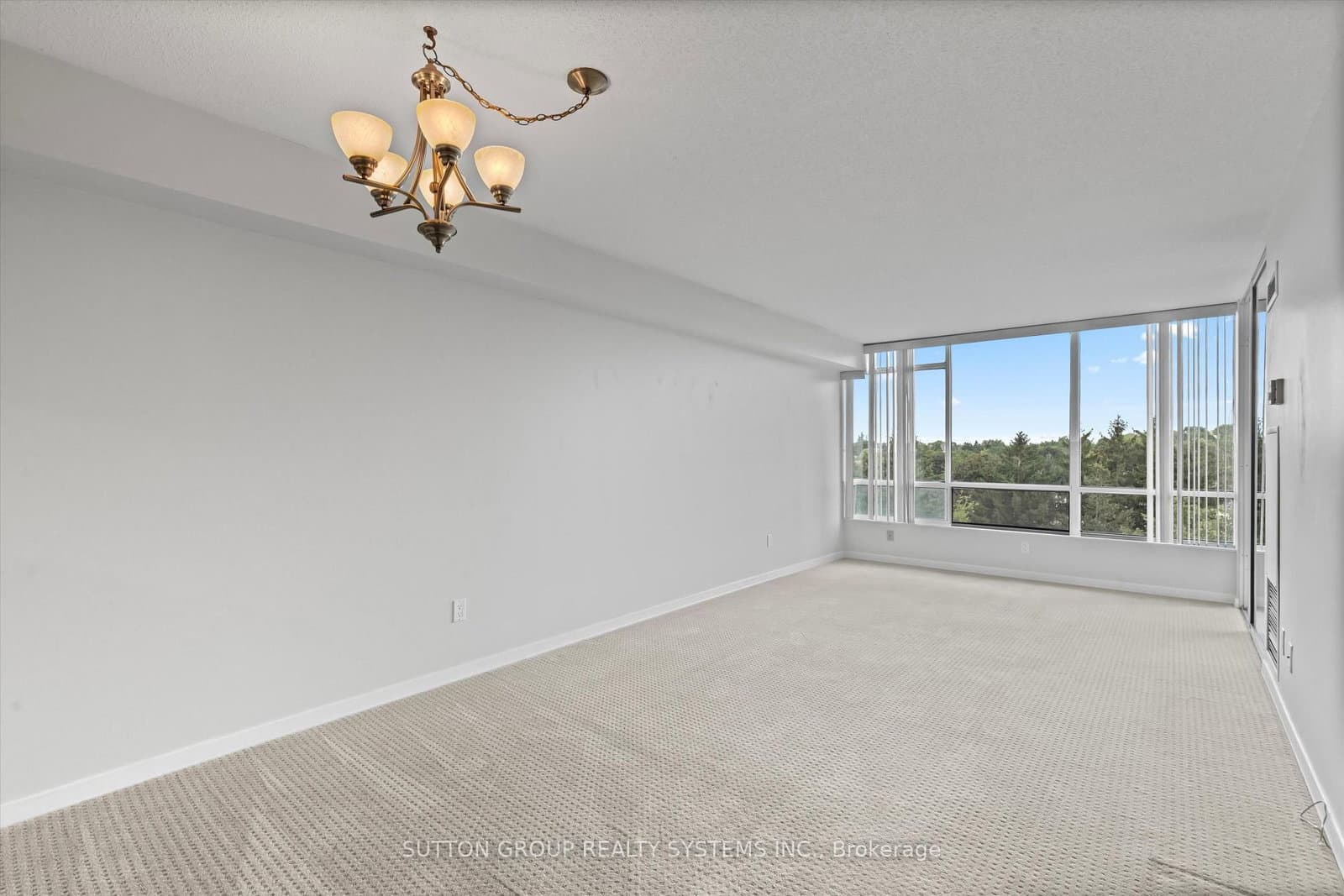 26 Hanover Road, Unit 609 thumbnail 4