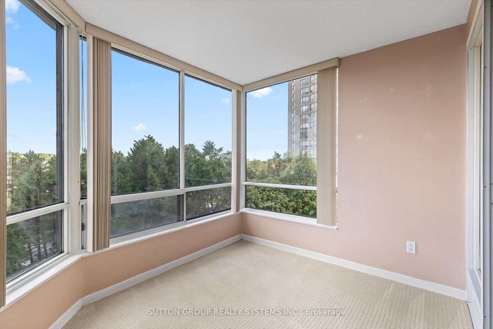 26 Hanover Road, Unit 609 thumbnail 7