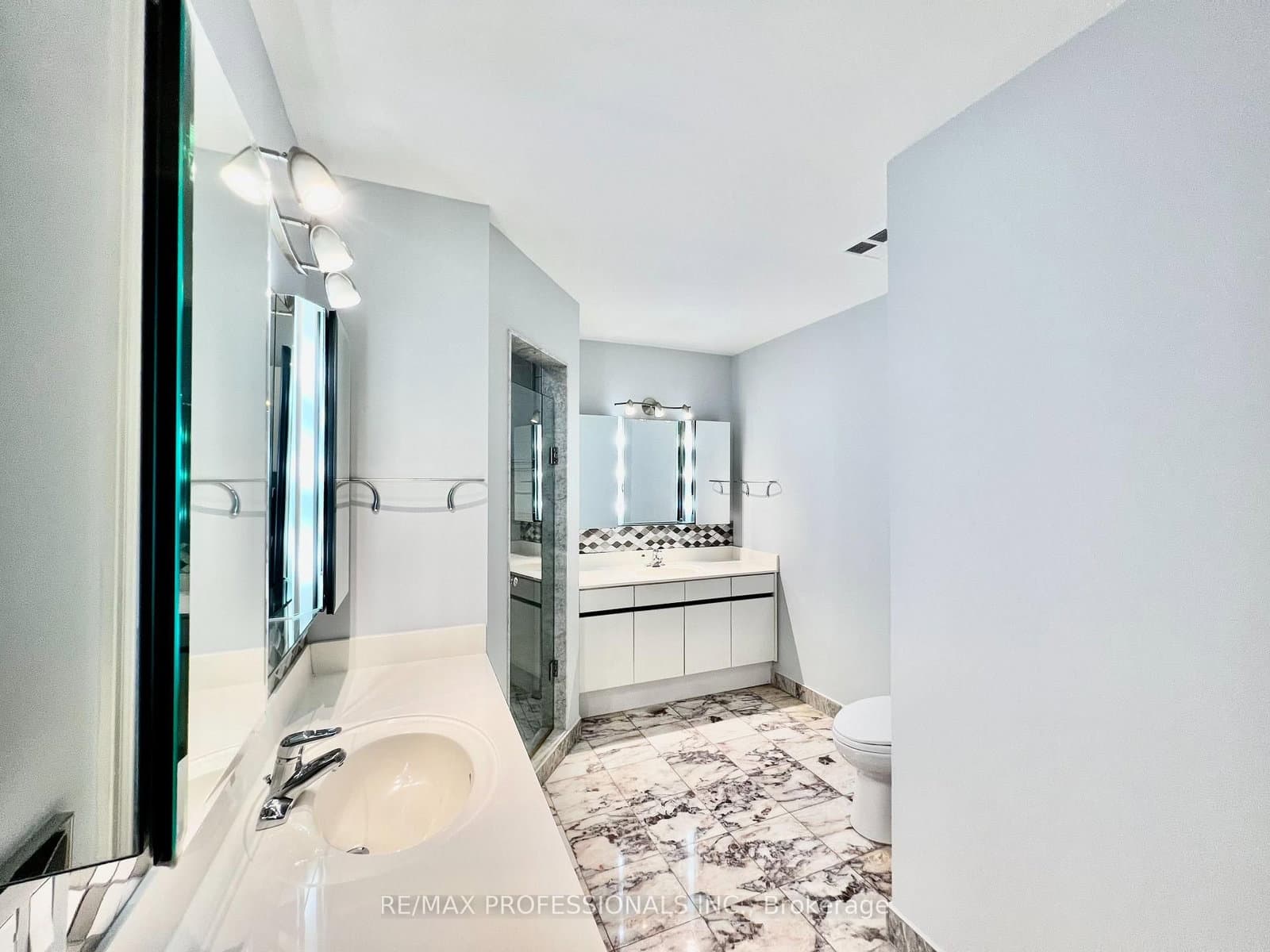 2 Aberfoyle Crescent, Unit 907 thumbnail 14