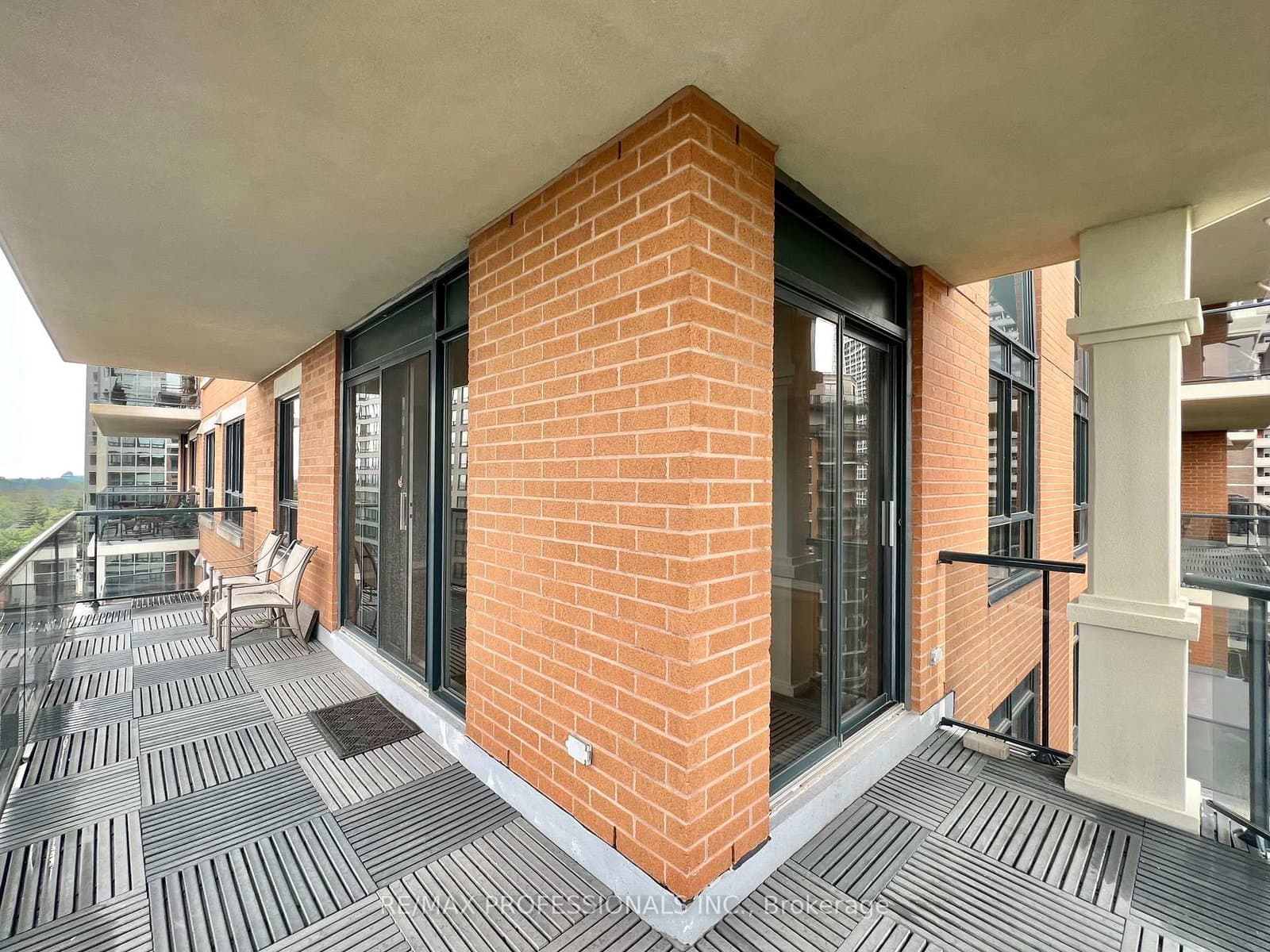 2 Aberfoyle Crescent, Unit 907 thumbnail 22