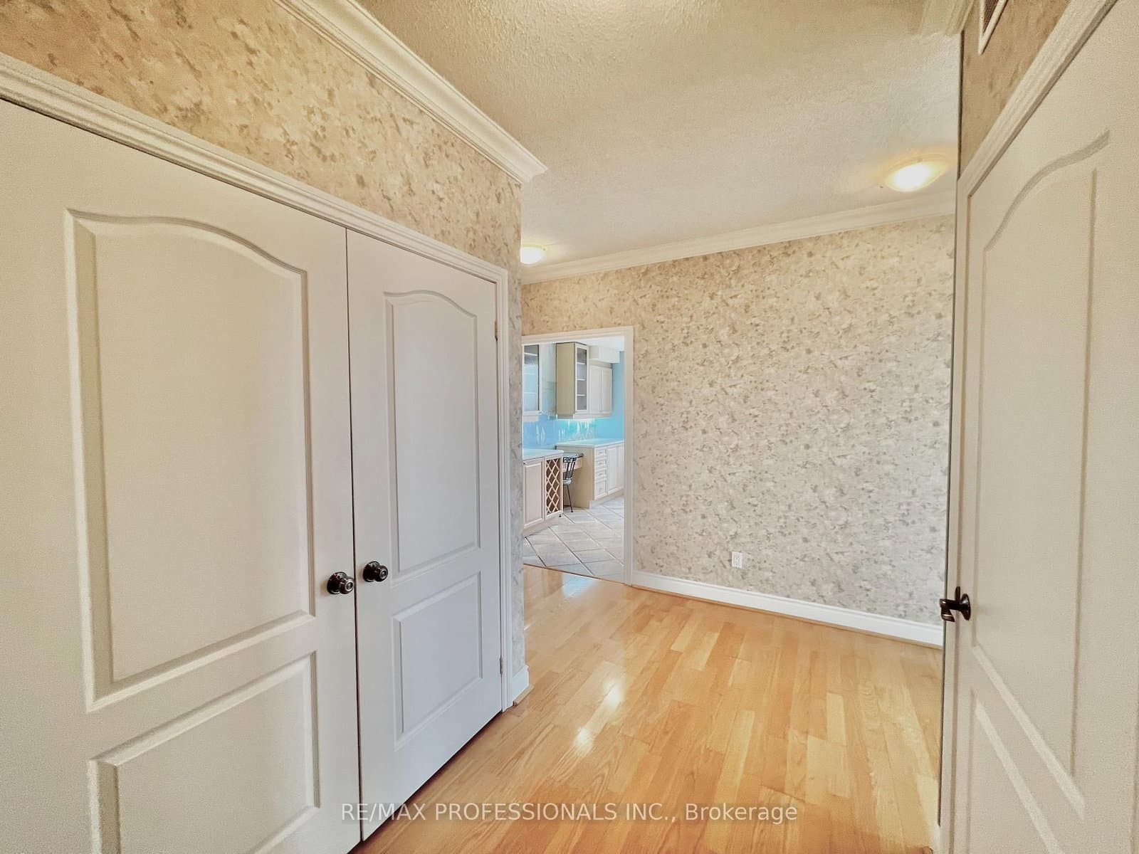 2 Aberfoyle Crescent, Unit 907 thumbnail 4
