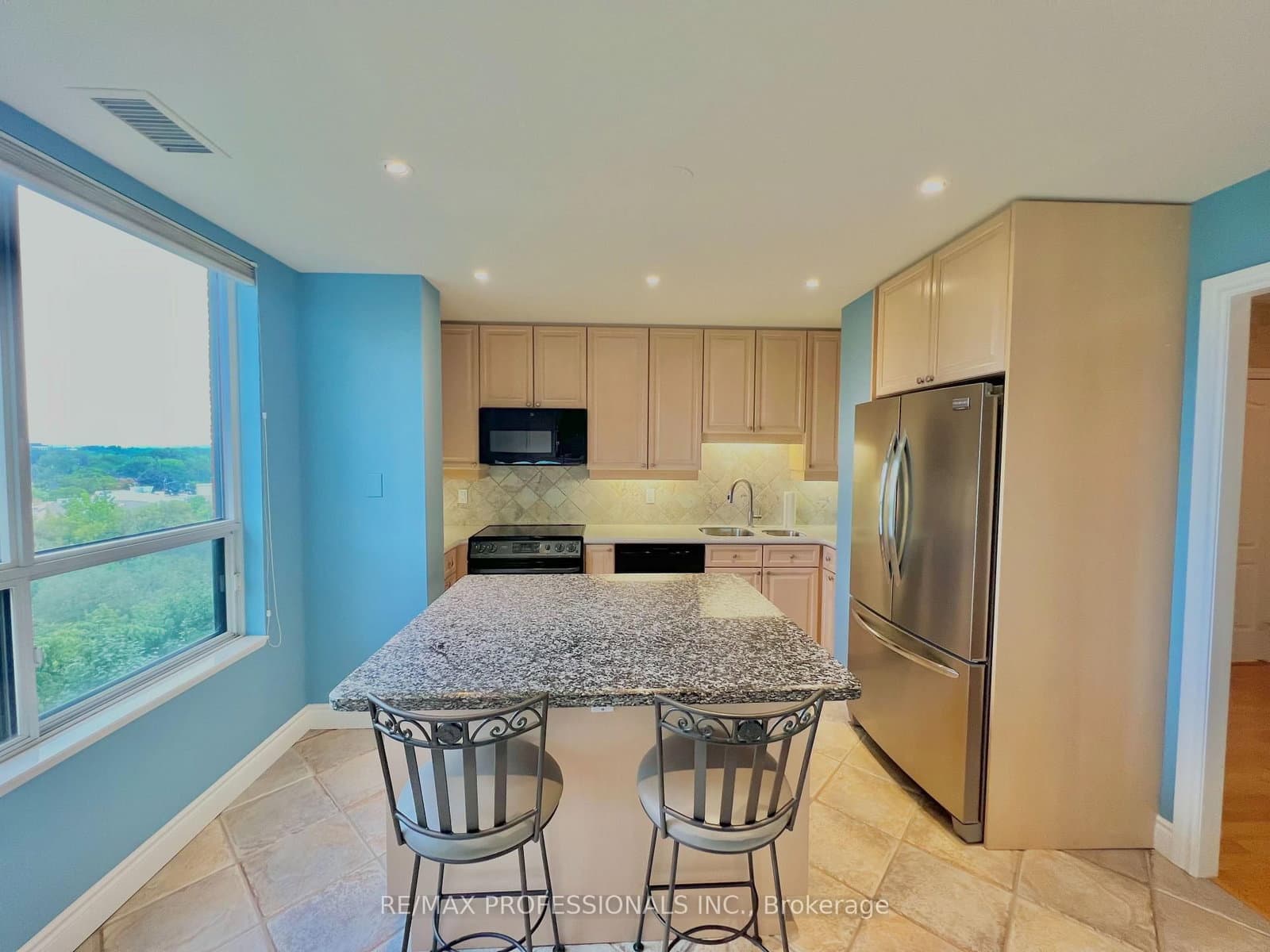 2 Aberfoyle Crescent, Unit 907 thumbnail 8