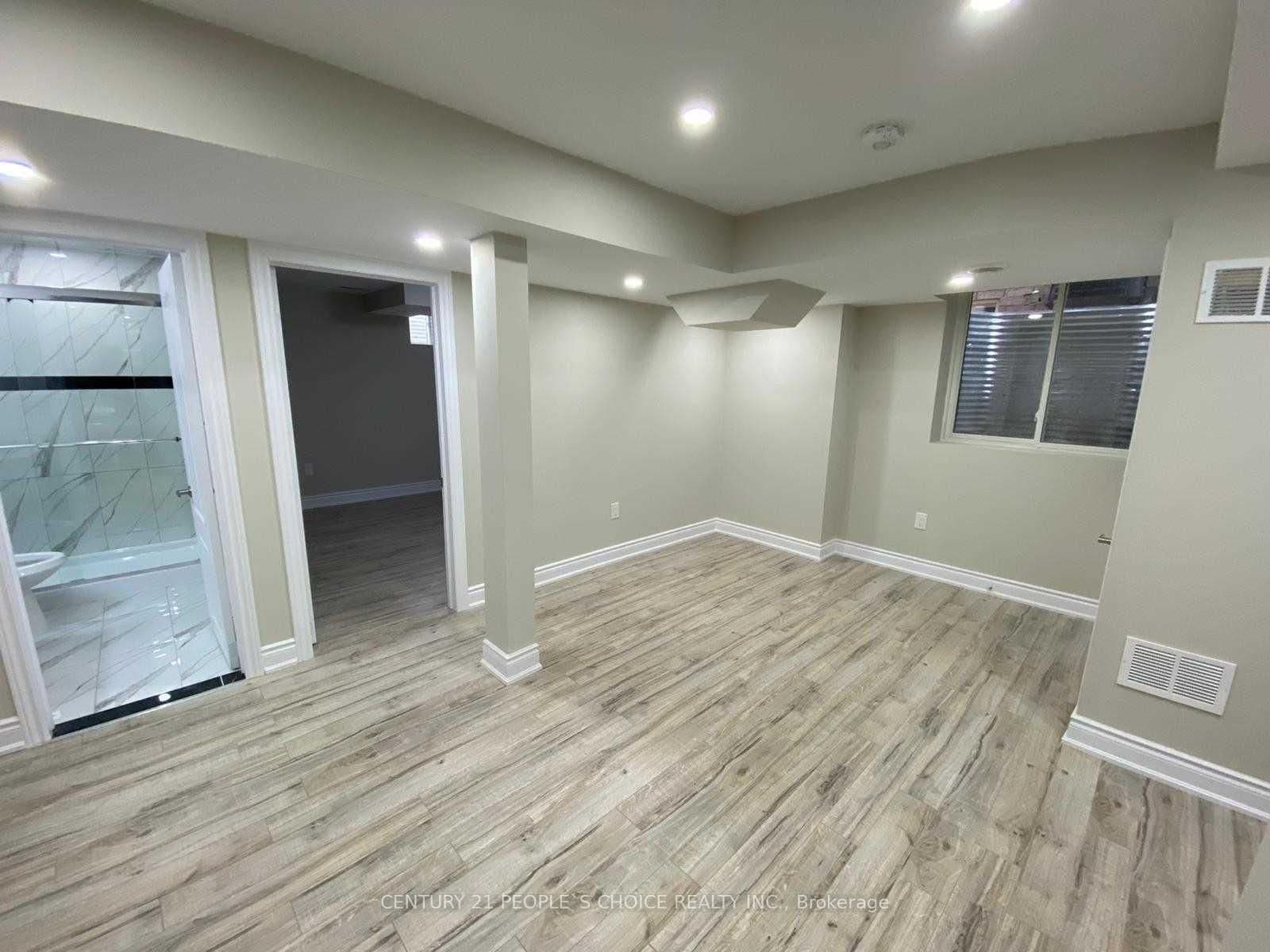 38 Yardley Crescent, Unit Bsmt thumbnail 2