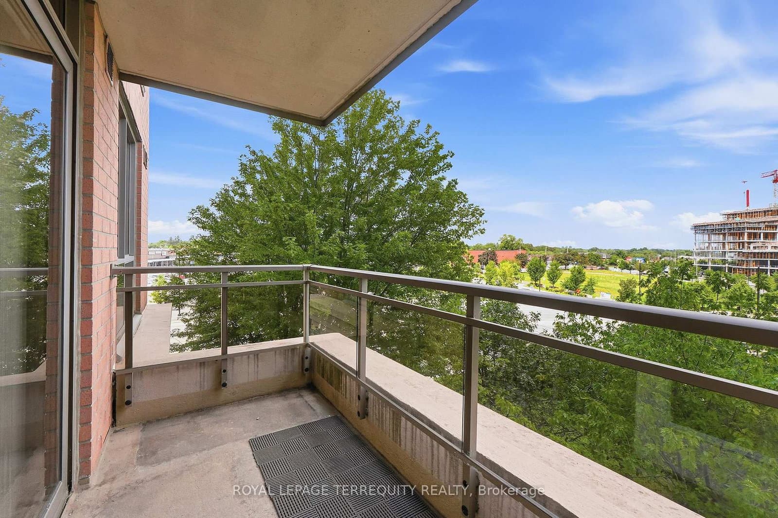 5229 Dundas Street W, Unit 405 thumbnail 26