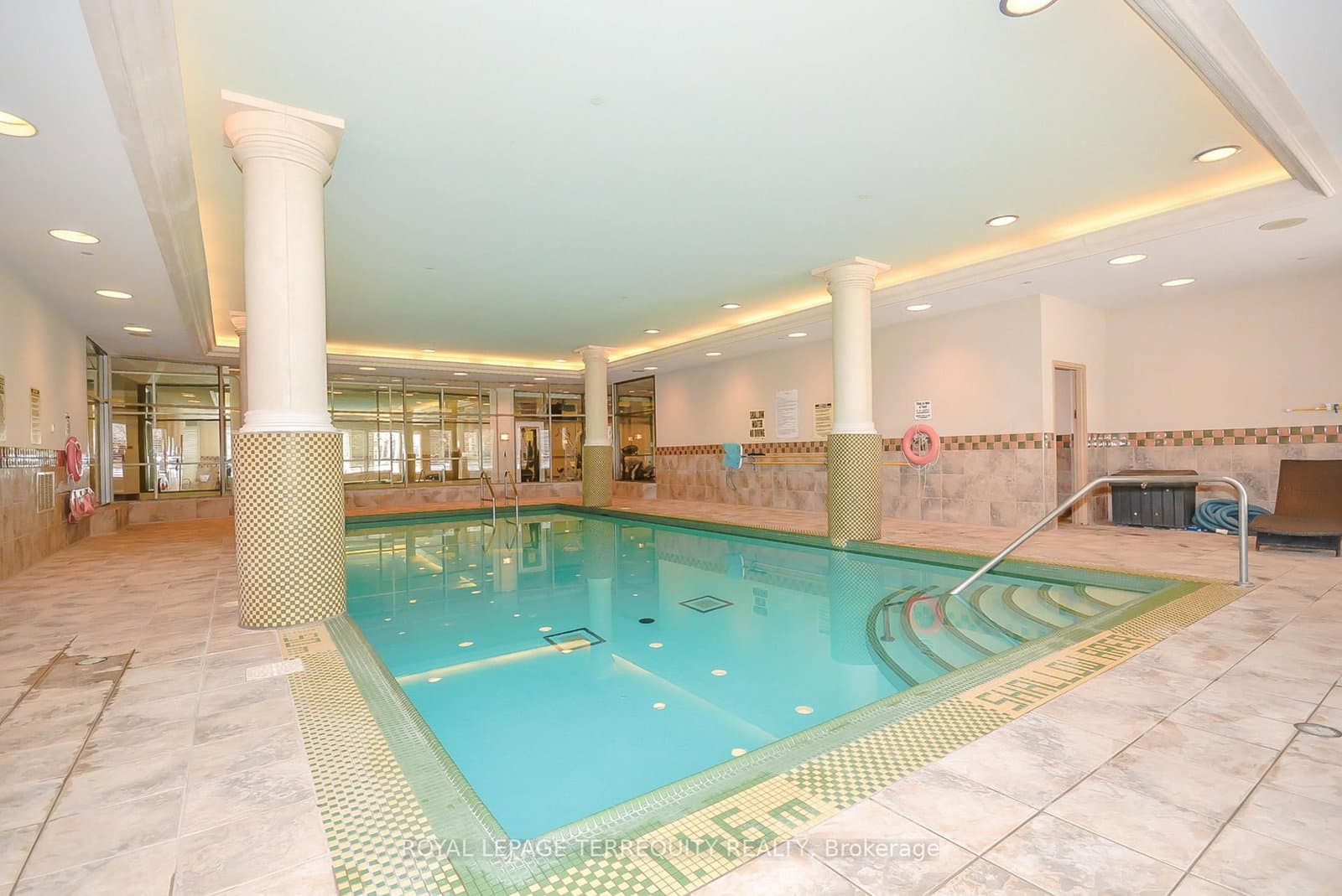 5229 Dundas Street W, Unit 405 thumbnail 32