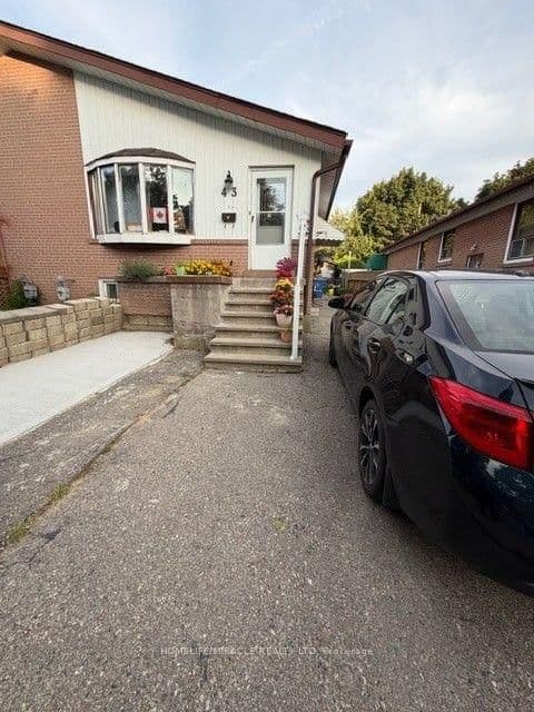 43 Corby Crescent - Image 1