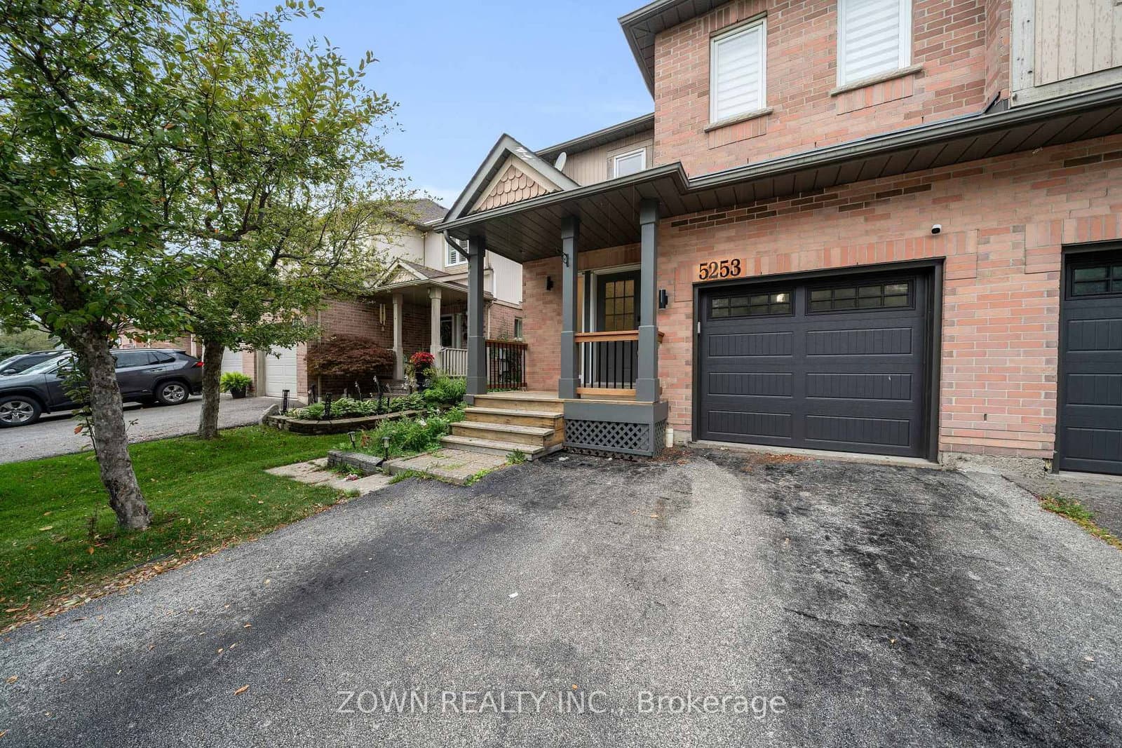 5253 Bushelgrove Circle thumbnail 2