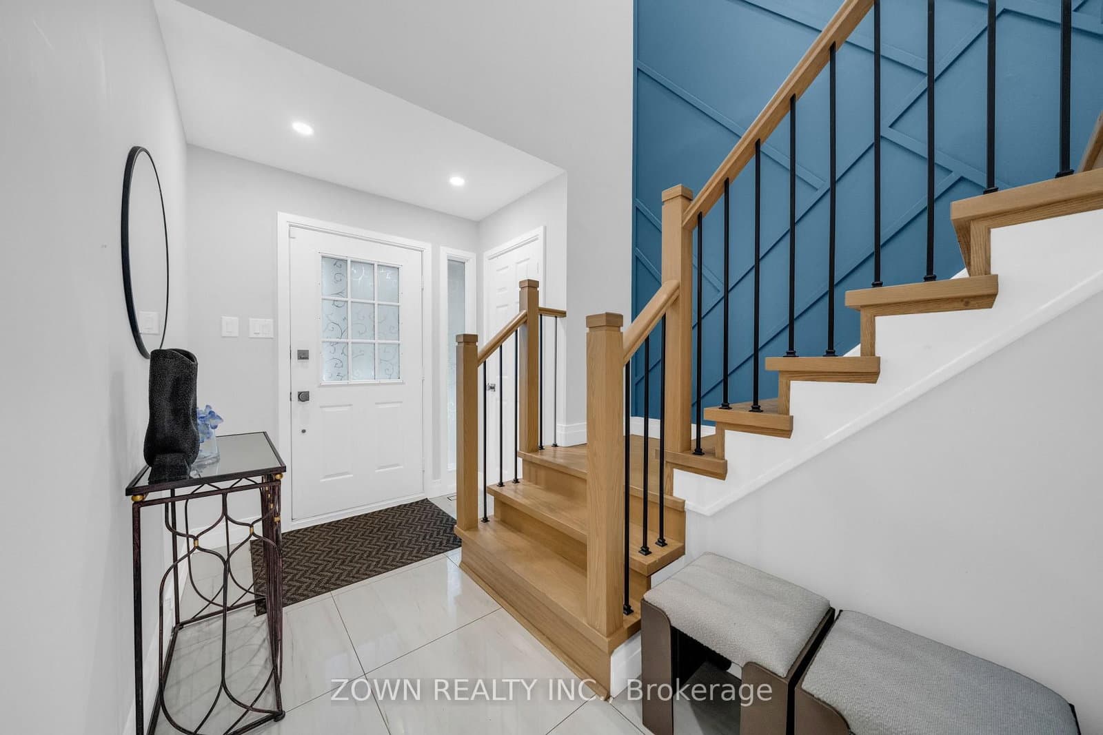 5253 Bushelgrove Circle thumbnail 3