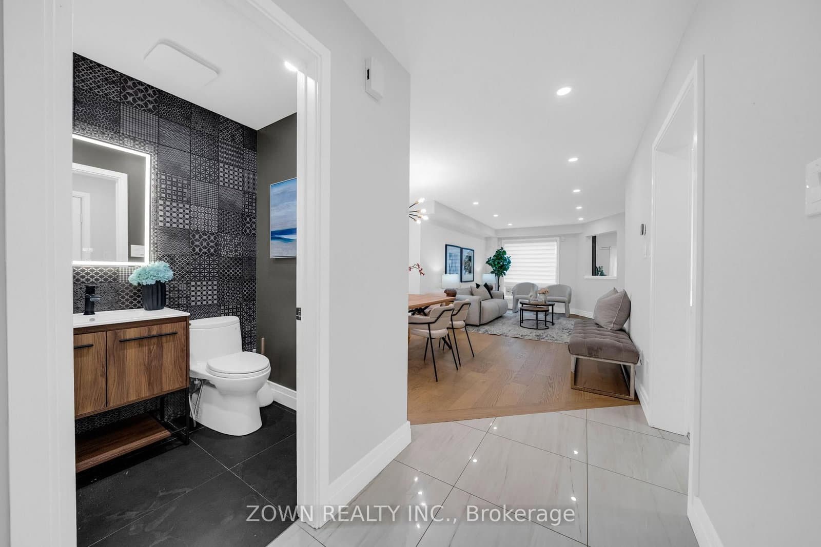5253 Bushelgrove Circle thumbnail 4