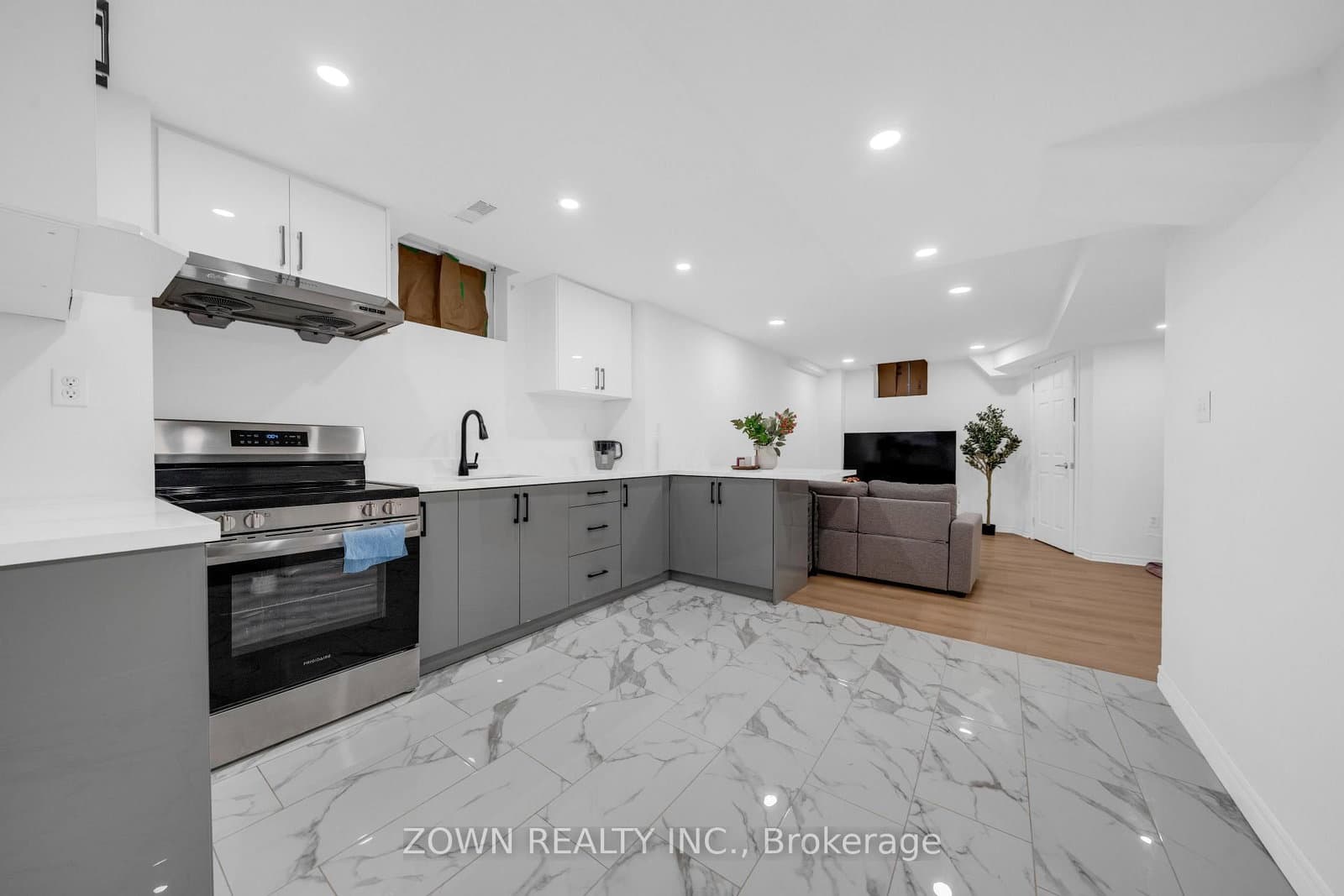 5253 Bushelgrove Circle thumbnail 41