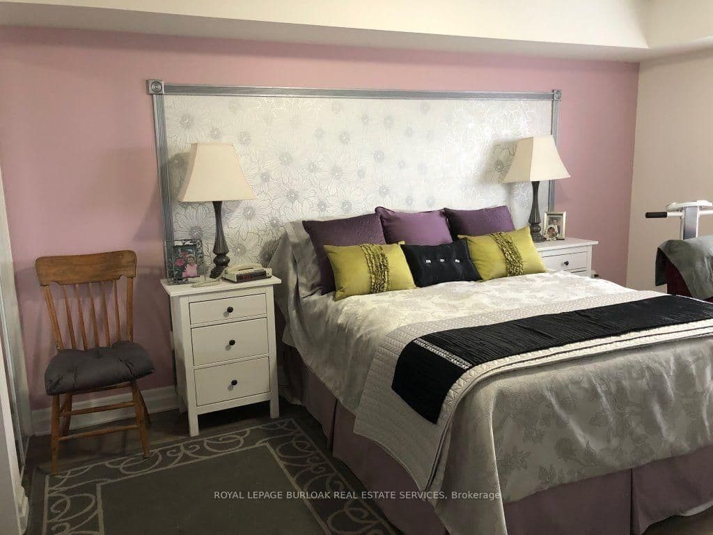 1045 Nadalin Heights, Unit 309 thumbnail 10