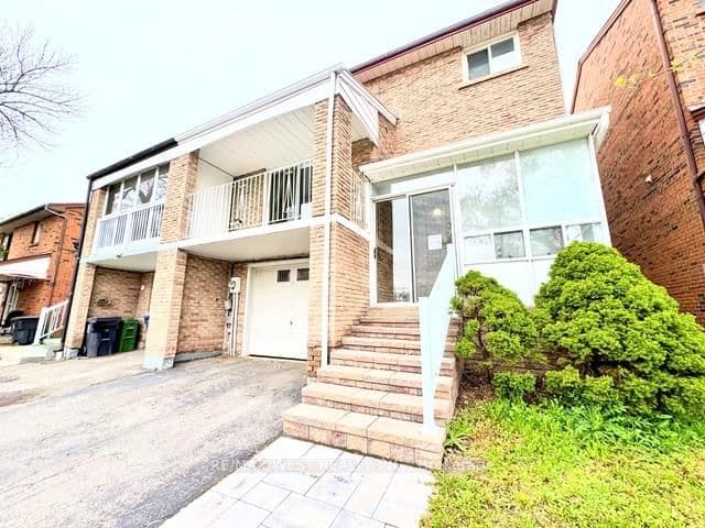 26 Brownridge Crescent - Image 1