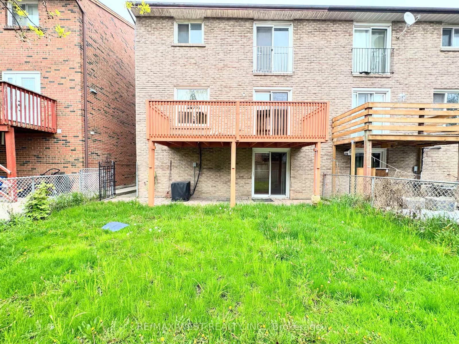 26 Brownridge Crescent thumbnail 30