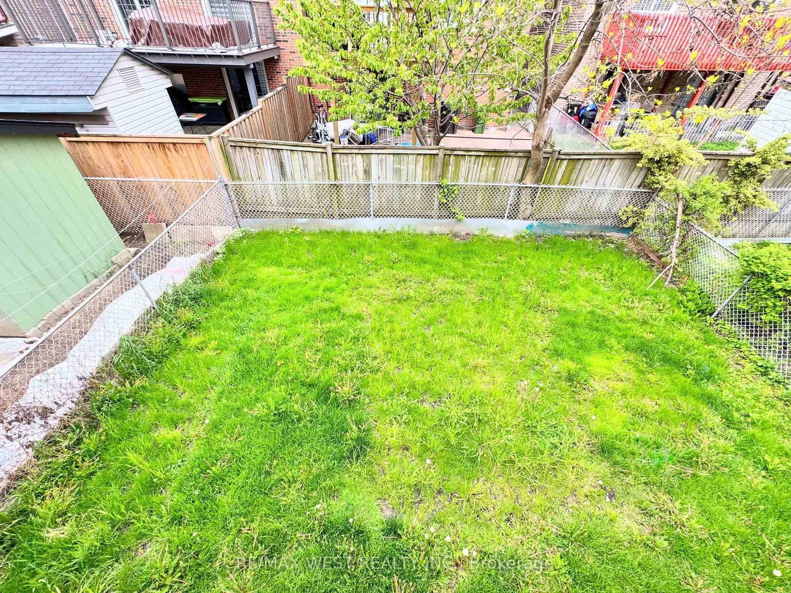 26 Brownridge Crescent thumbnail 34