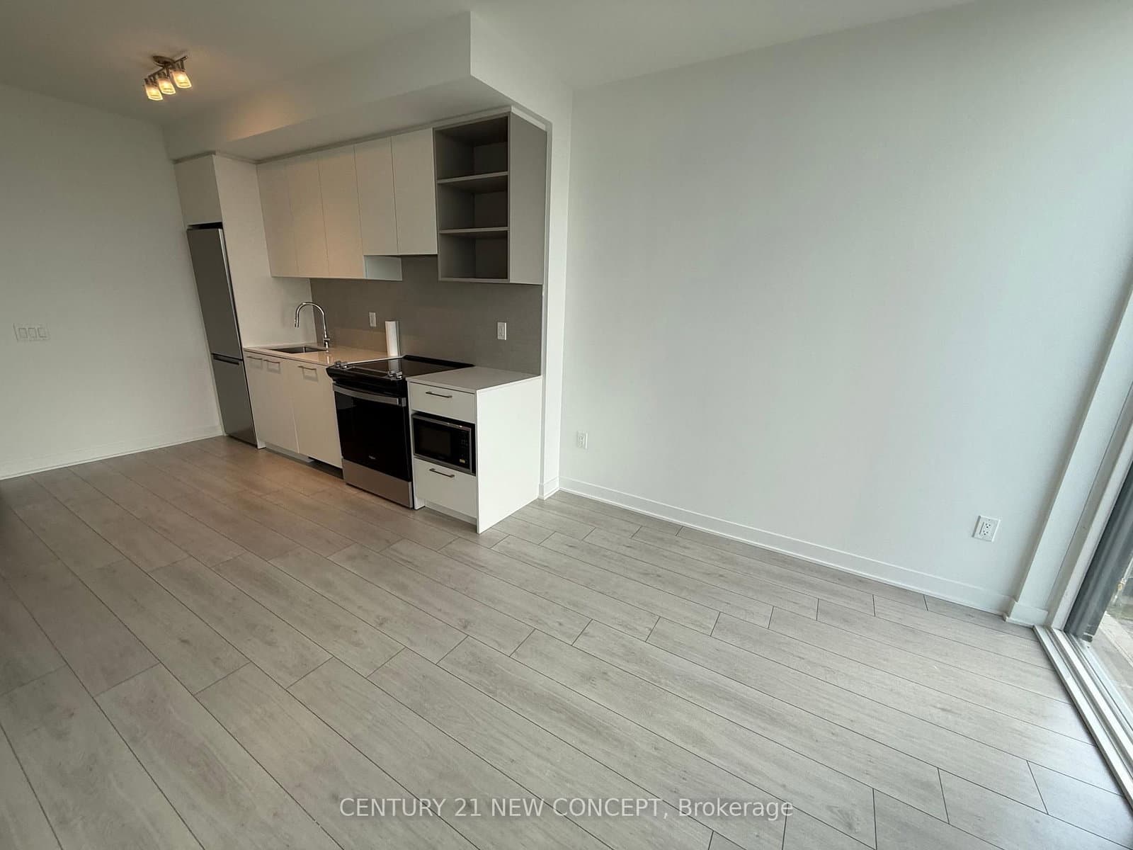 260 Malta Avenue, Unit 712 thumbnail 10