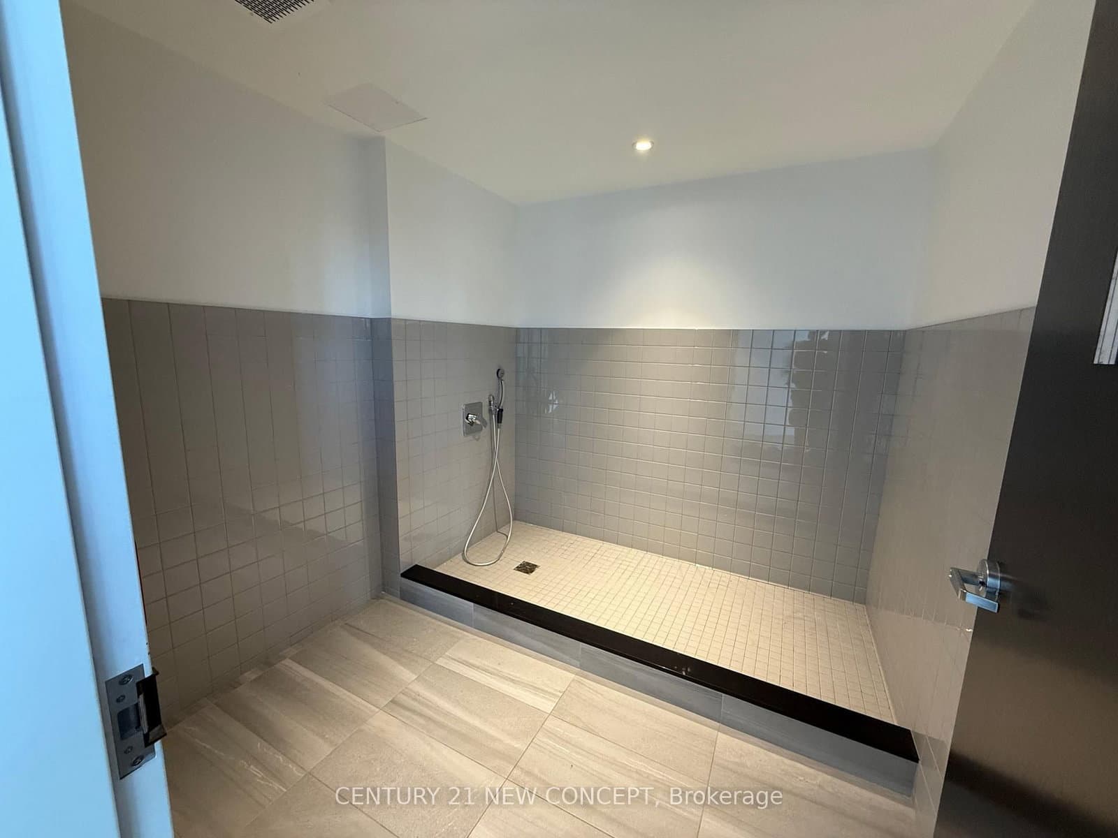 260 Malta Avenue, Unit 712 thumbnail 27