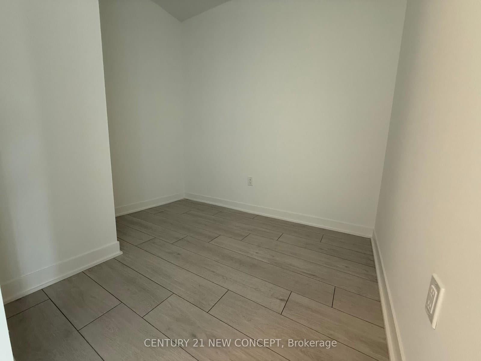 260 Malta Avenue, Unit 712 thumbnail 6