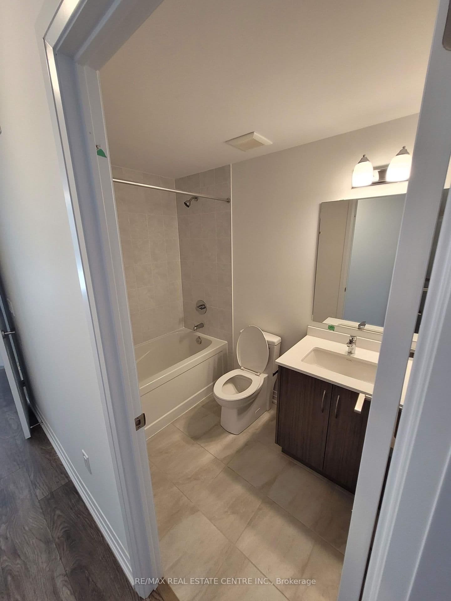 75 Attmar Drive, Unit 140 thumbnail 17