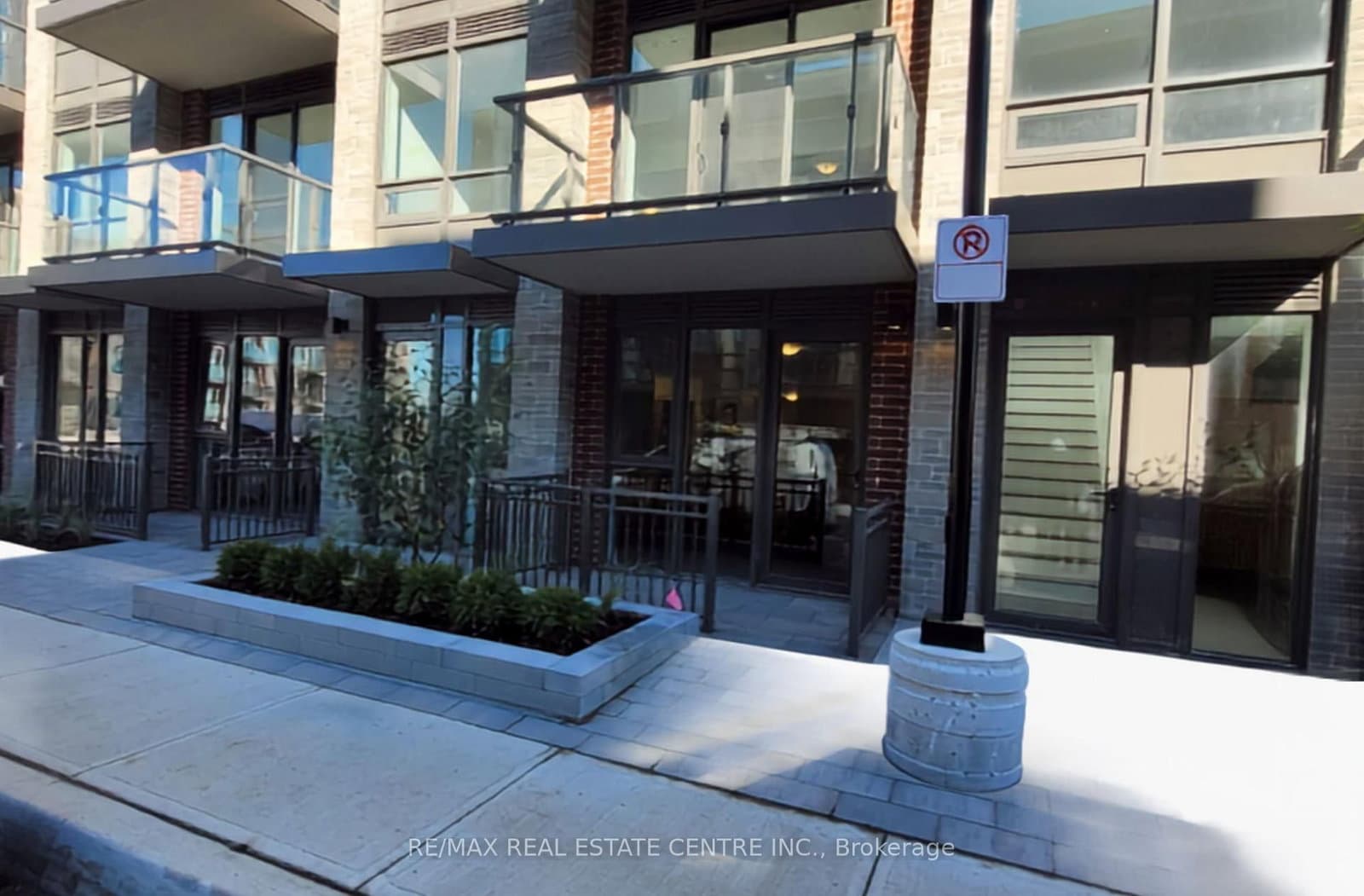 75 Attmar Drive, Unit 140 thumbnail 37