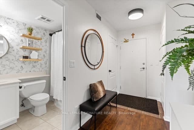 1150 Parkwest Place, Unit 207 thumbnail 2