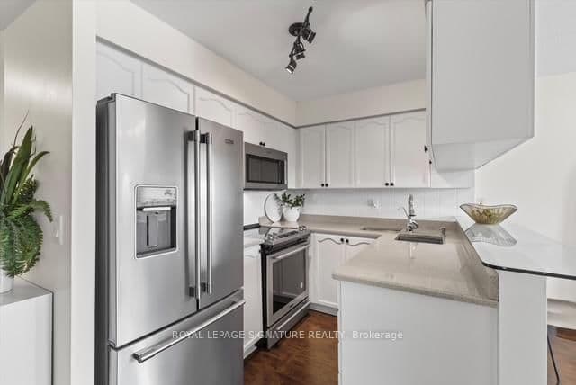 1150 Parkwest Place, Unit 207 thumbnail 5