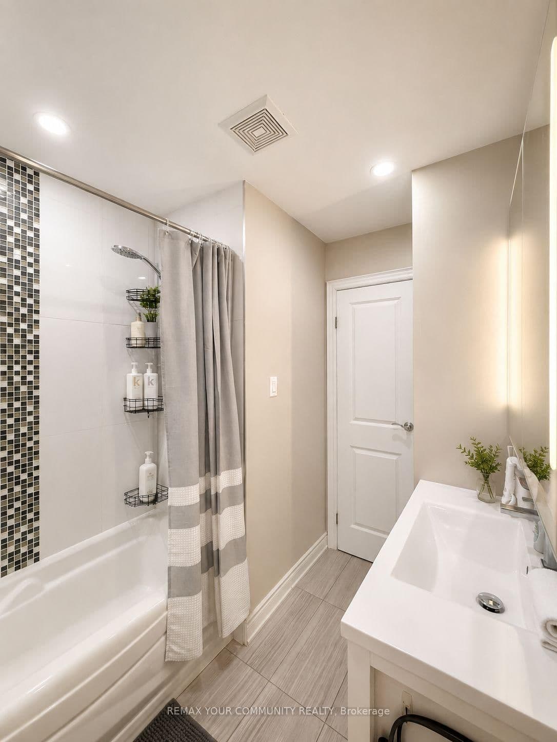 2508 Cobbinshaw Circle thumbnail 7