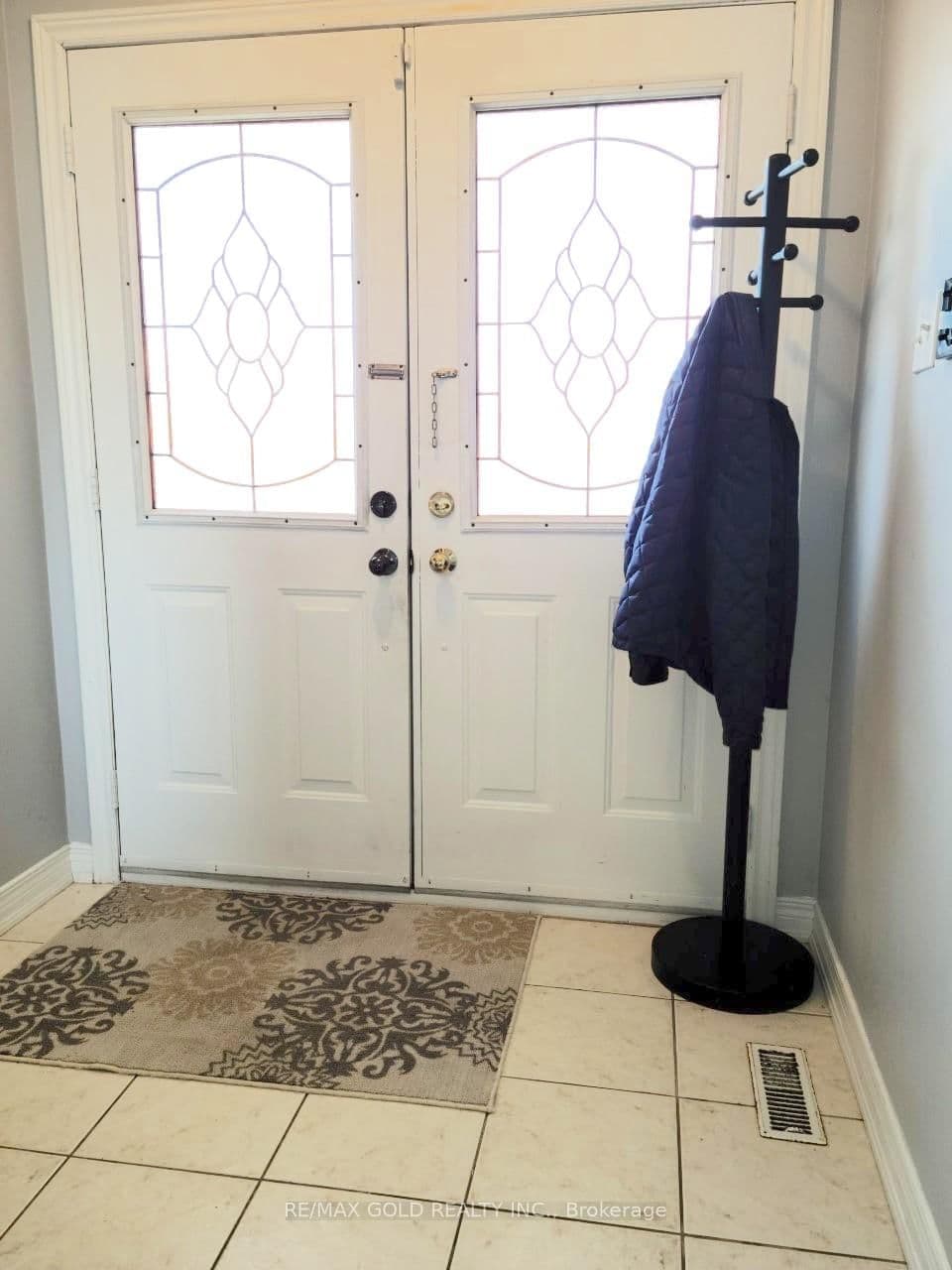431 Krotone Crescent, Unit Upper thumbnail 3