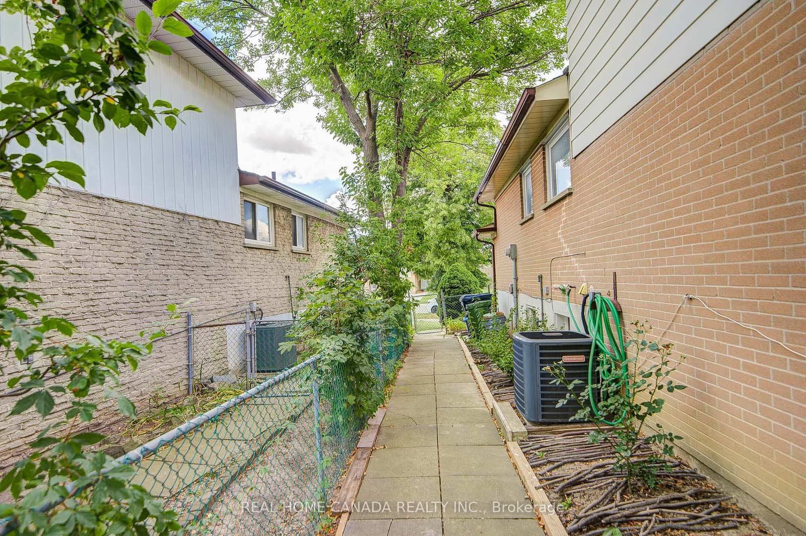 19 Hepworth Drive thumbnail 44