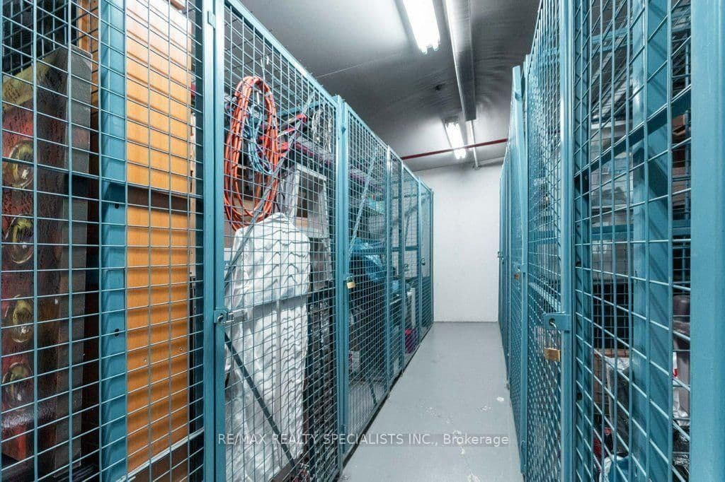 880 Dundas Street W, Unit 1106 thumbnail 28